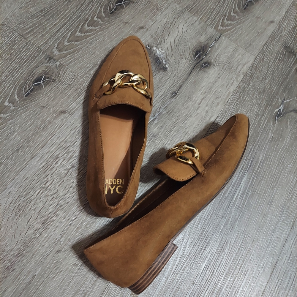 Steve Madden Brown and Gold Loafers with Minimalist Design